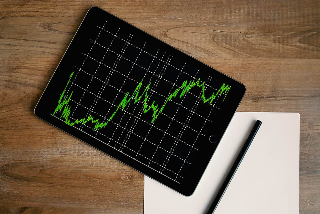 Income + capital gains: the beauty of dividend shares