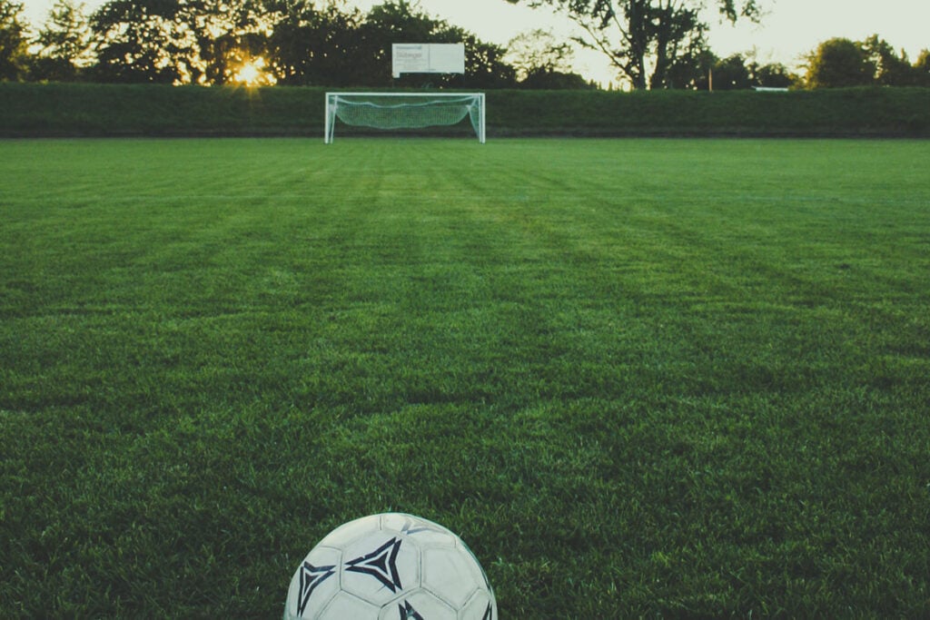 Kicking financial goals in 2022